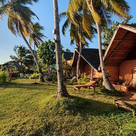 Le Transat Ambatoloaka (Nosy Be) Exterior foto
